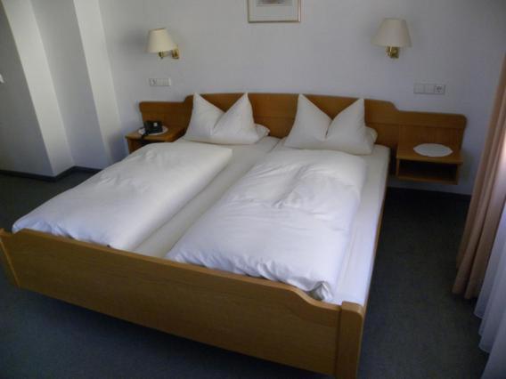 Hotel Restaurant Adler Buehlertal Room photo